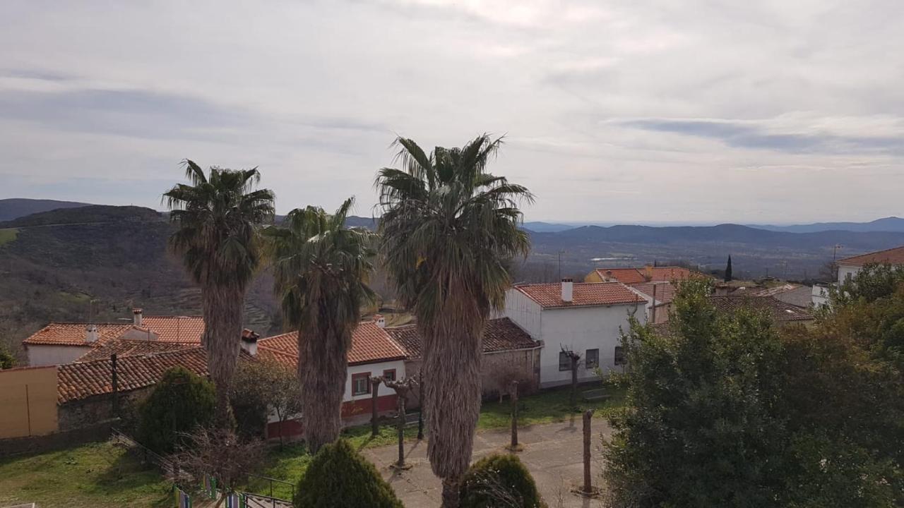 Apartamentos Las Huertas Villamiel Zewnętrze zdjęcie
