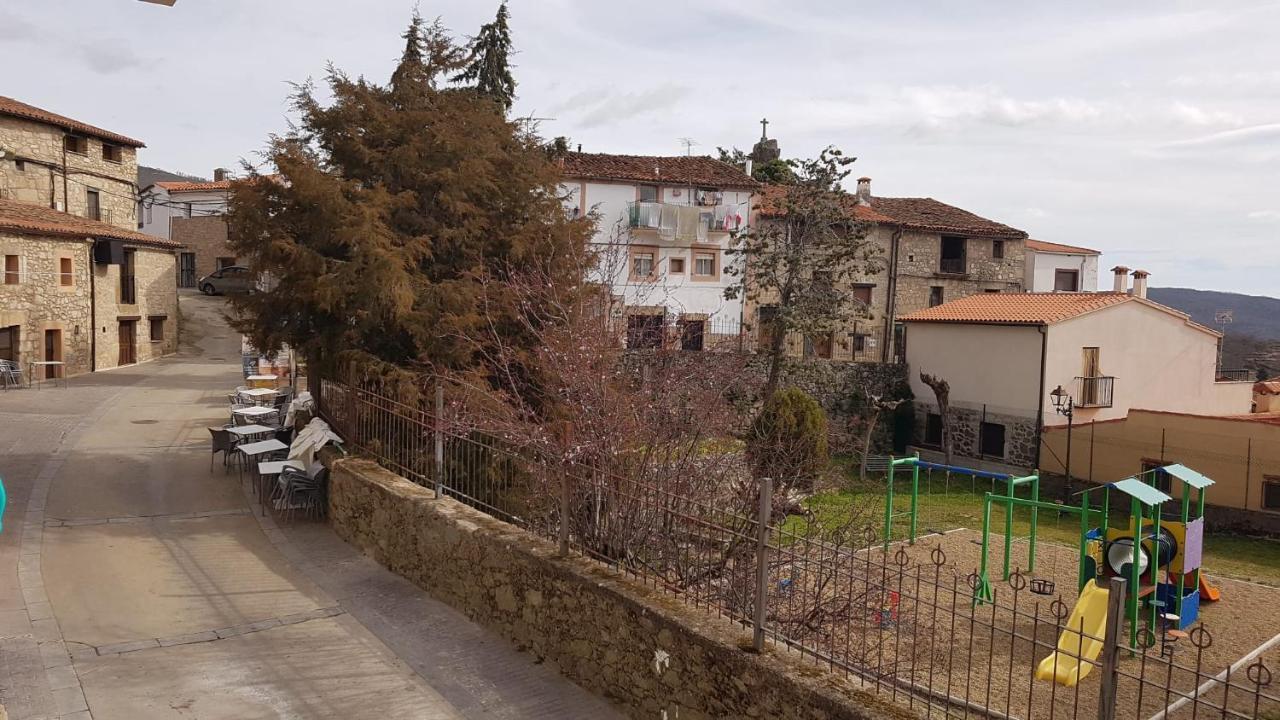 Apartamentos Las Huertas Villamiel Zewnętrze zdjęcie